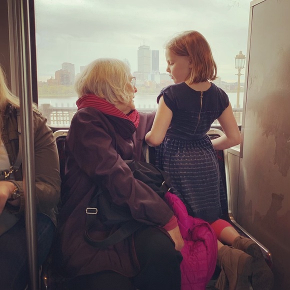 Meet your Posher, Cate - Picture 1 of 1